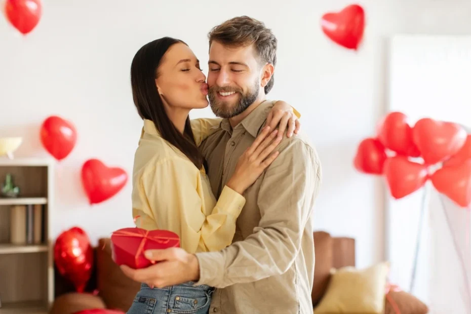 Planea un viaje romántico el Día de San Valentín. Descubre los mejores destinos en Jalisco, Colima y Michoacán para celebrar el amor viajando en autobús.