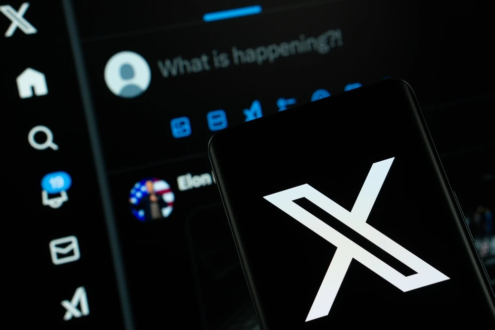 Celebra el Día Internacional de los Twiteros inspirándote en X. Descubre cómo esta red social te conecta con los mejores destinos de México.