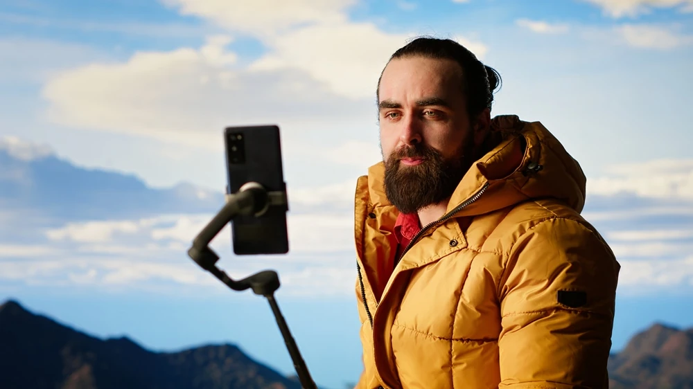 Aprende a documentar tu viaje para redes sociales mientras disfrutas Jalisco, Colima y Michoacán. Consejos de experto para creadores de contenido en ruta.