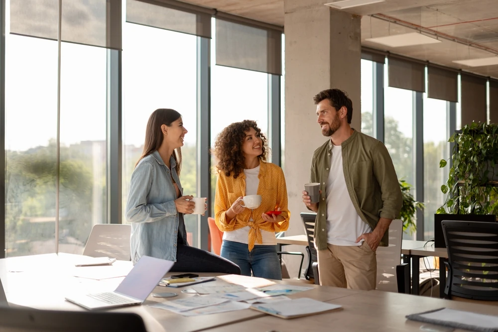 En el Día del Compañero de Trabajo, celebra a tu equipo. Organiza un viaje de integración a destinos increíbles y fortalece los lazos laborales.
